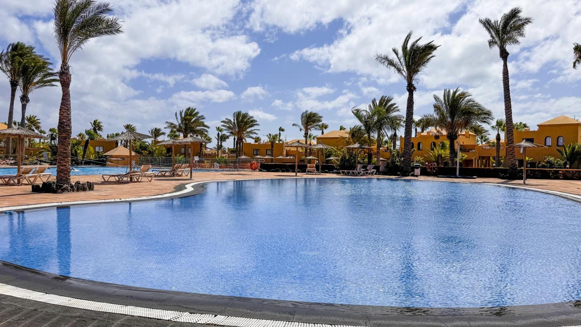 Сasa de vacaciones Golden Dream, Swimming Pool And Parking *