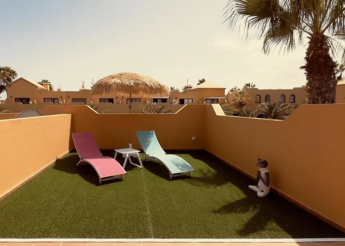 Golden Dream, Swimming Pool And Parking