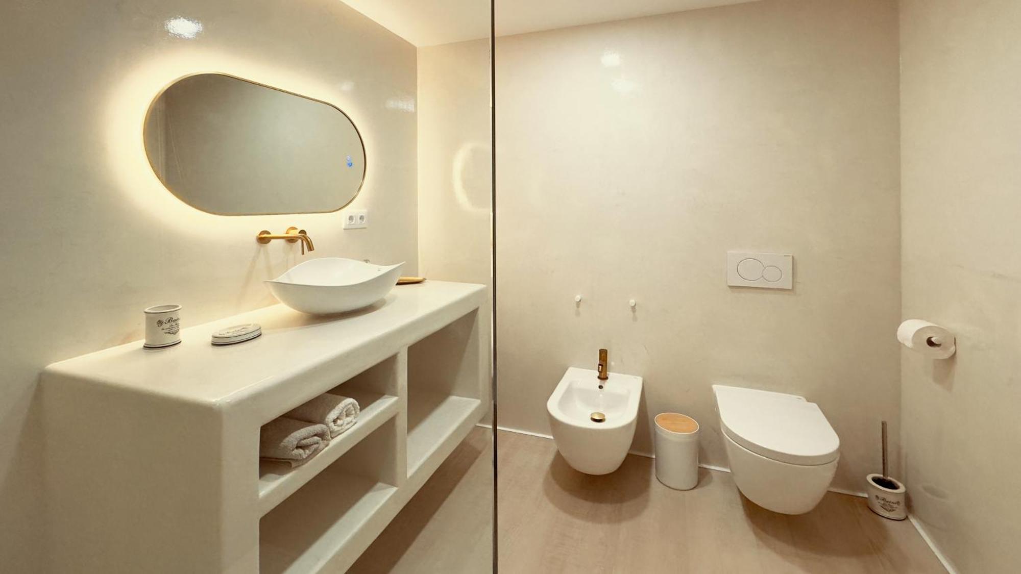 Hébergement de vacances Golden Dream, Swimming Pool And Parking *